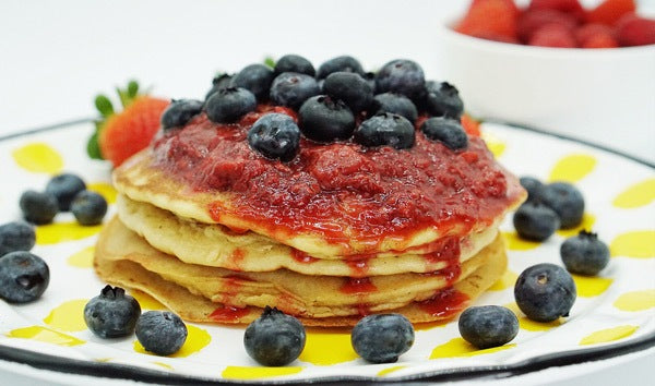 Pearl Beauty Pancakes with Very Berry Schizandra extract powder Compote (Gluten Free, Paleo)
